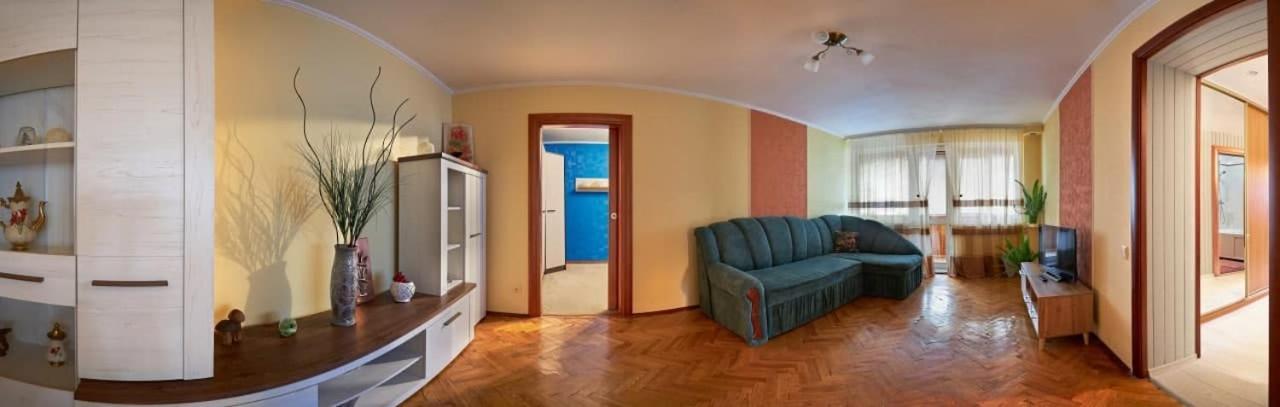 Babylon Apartments On Maidan Rivne Dış mekan fotoğraf
